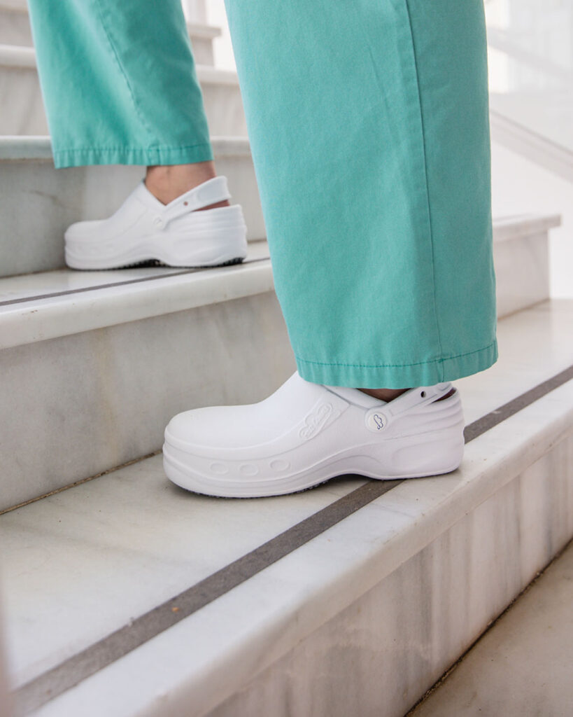 best footwear for nurses 2